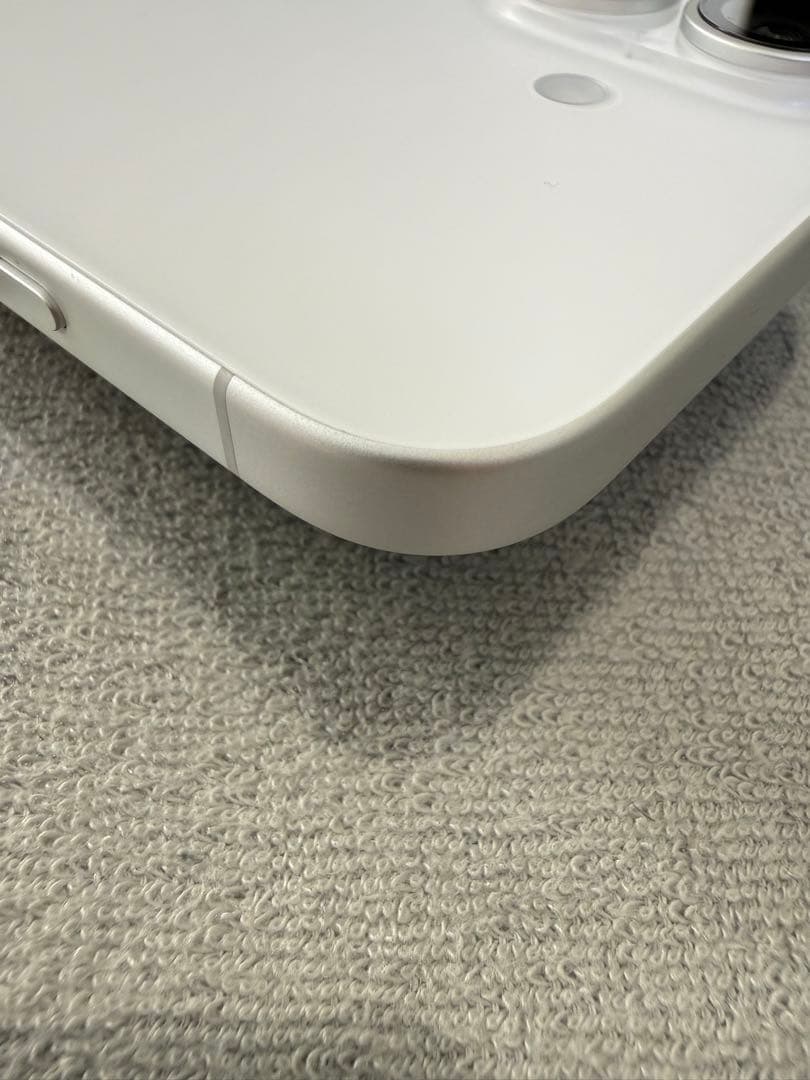 Apple iPhone 16 128GB 本体