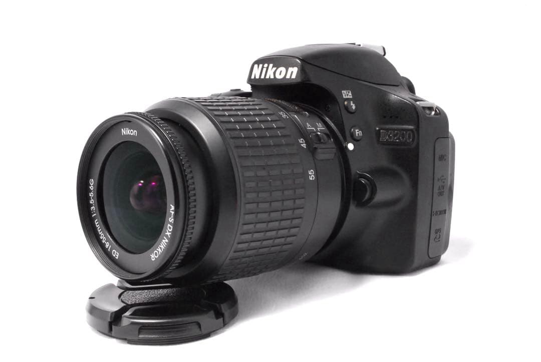 美品✨高画質✨初心者おすすめ✨Nikon D3200✨デジタル一眼レフカメラ