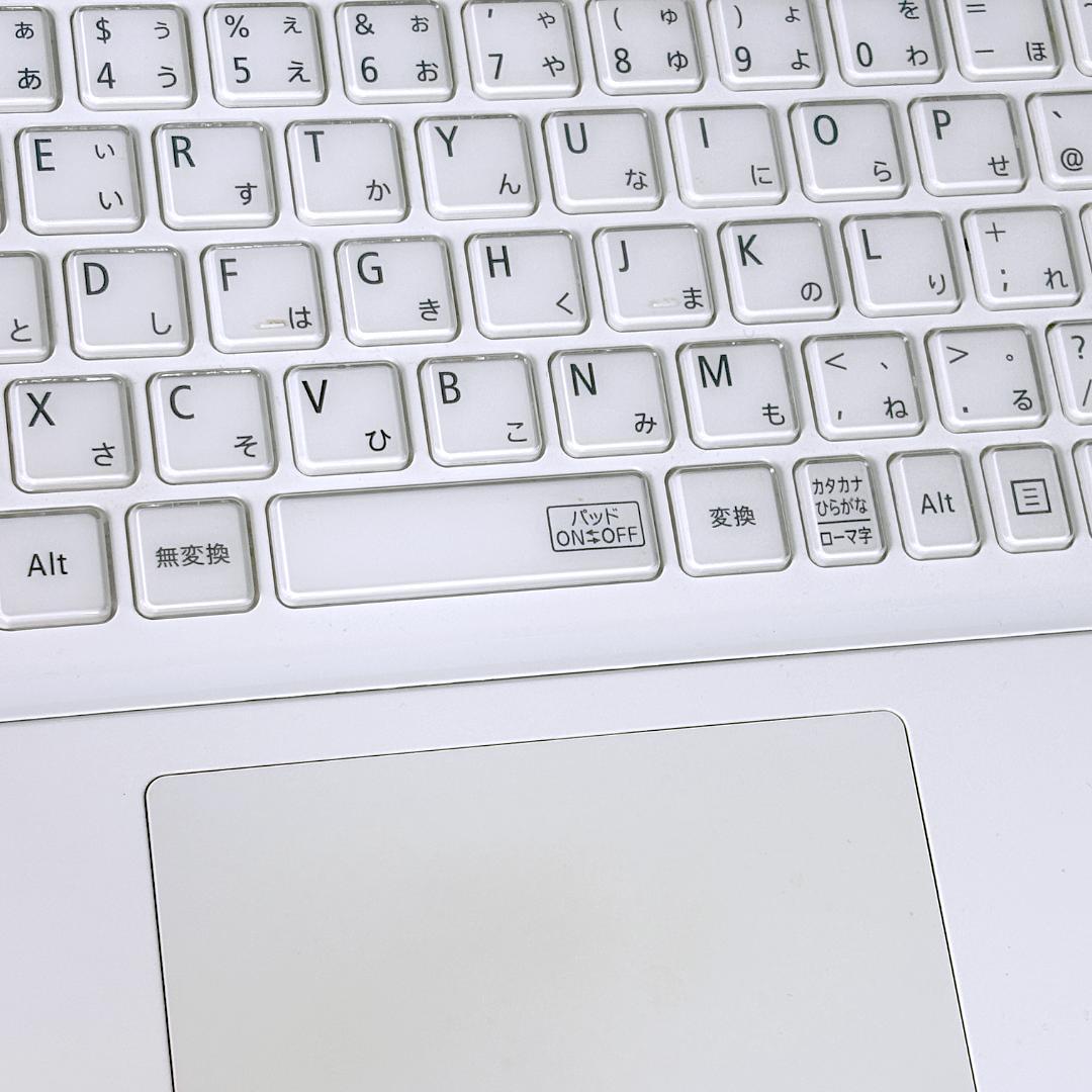 MS オフィス付・corei5・8GB・カメラ付 ホワイト ノートパソコン