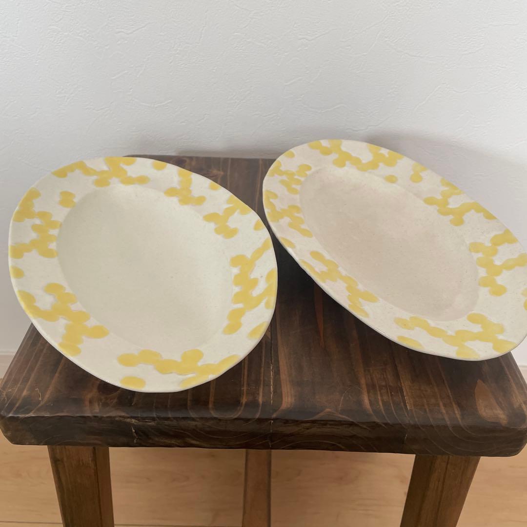 イエロー模様オーバルプレート　2枚　本郷里奈