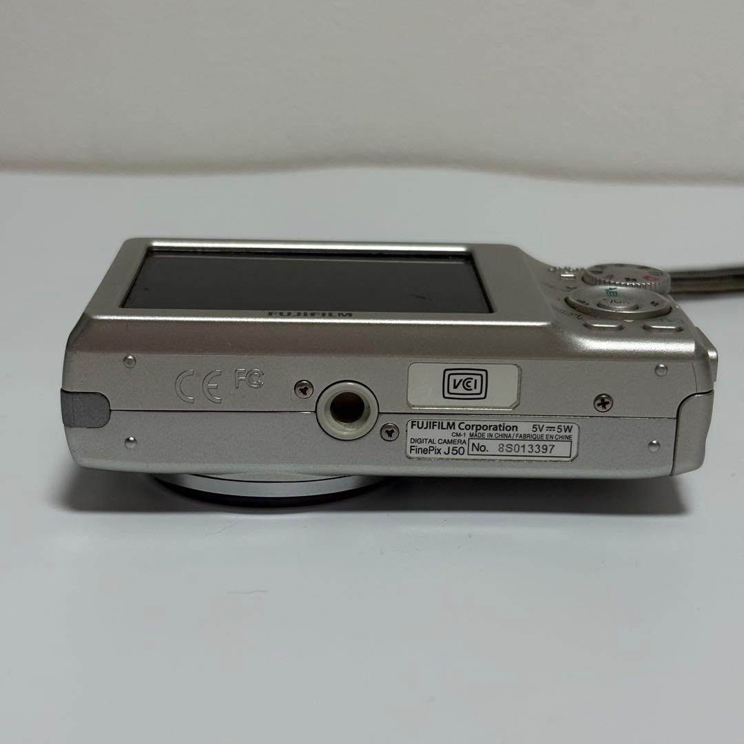 FUJIFILM FinePix J50 シルバー デジカメ 動作品