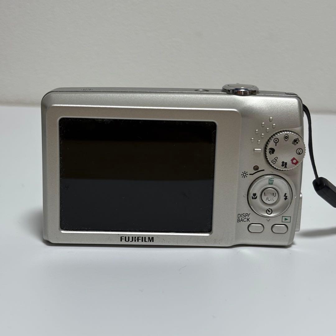 FUJIFILM FinePix J50 シルバー デジカメ 動作品