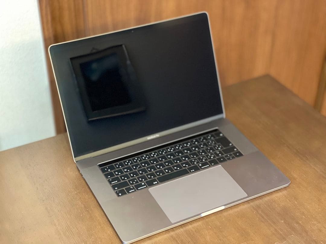 MacBook本体 Macbook Pro 15in (2019)