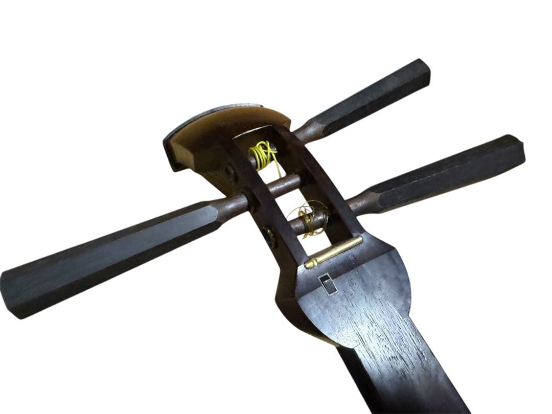 三味線 中棹 紫檀 東さわり 破れあり 和楽器 ハードケース付き