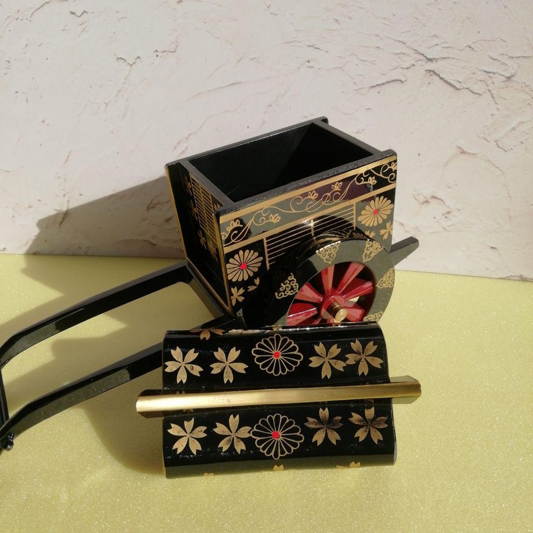 漆器　御所車　小物入れ飾り置物　昭和　購入　希少品