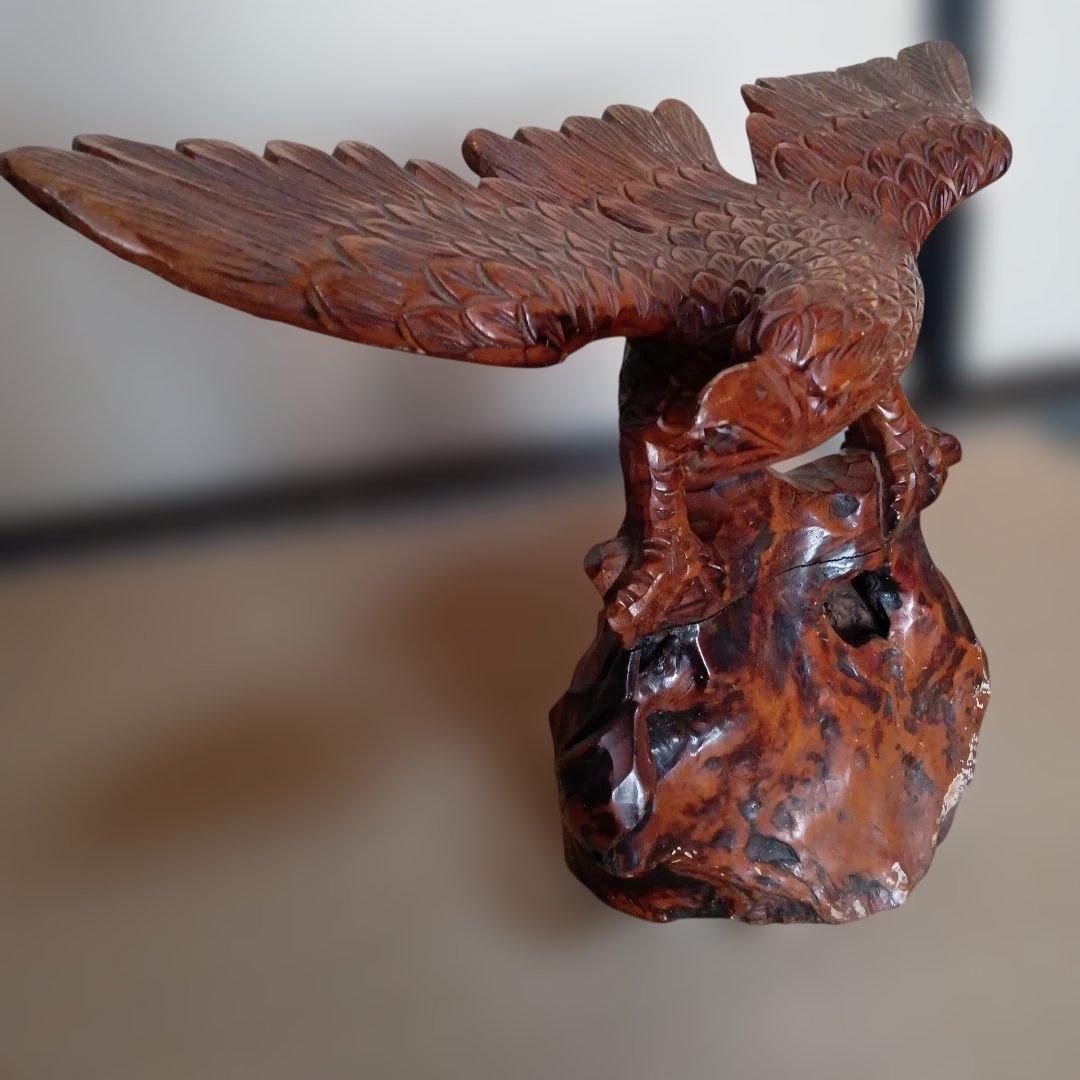 大型 木彫り 鷲 置物 一刀彫 彫刻芸術品 ヴィンテージ 民芸品 インテリア