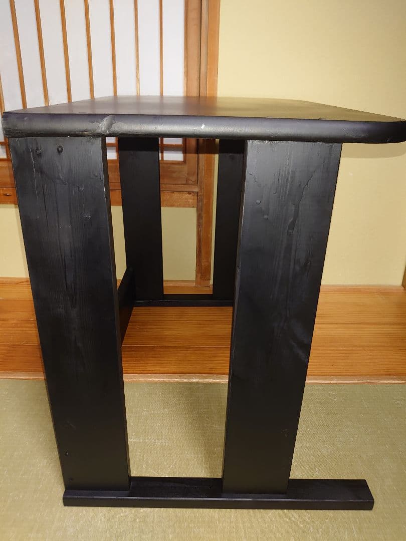 【累積119台目】１台用パチスロ実機の置き台（シンプルスタンド）★黒色に塗装済み