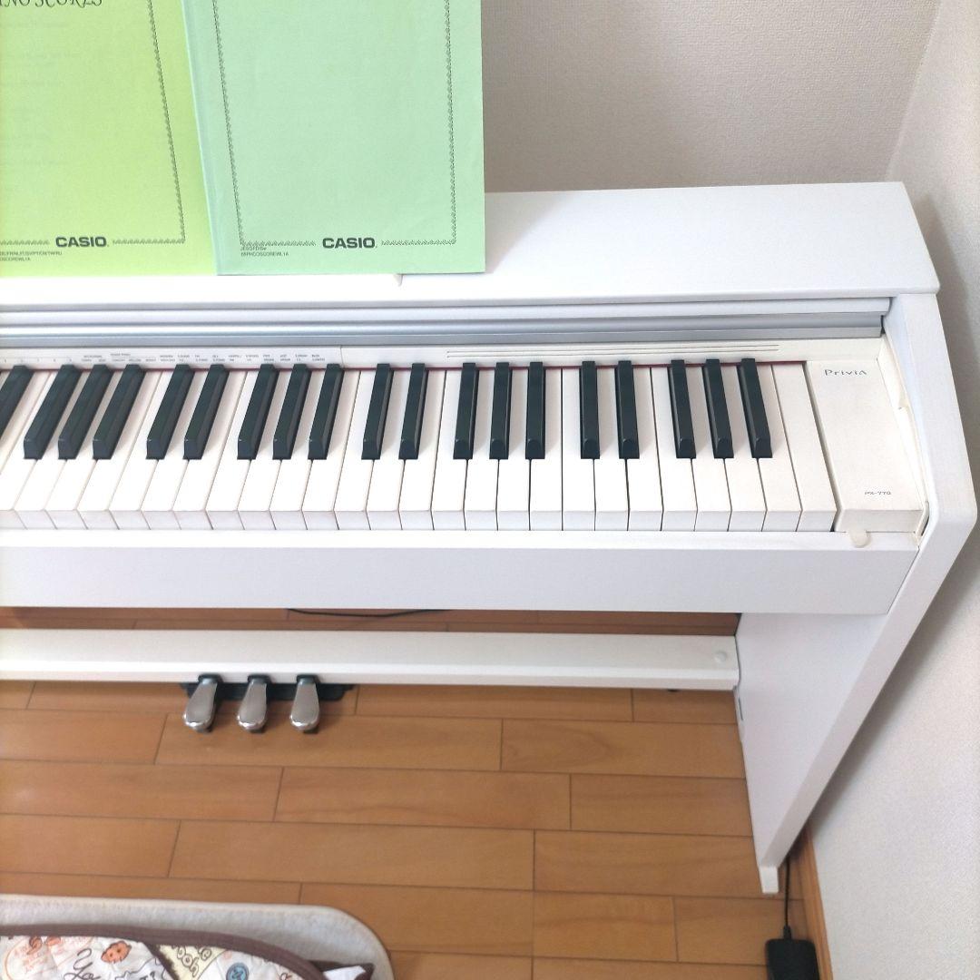CASIO電子ピアノ Privia PX-770WE　１８年製