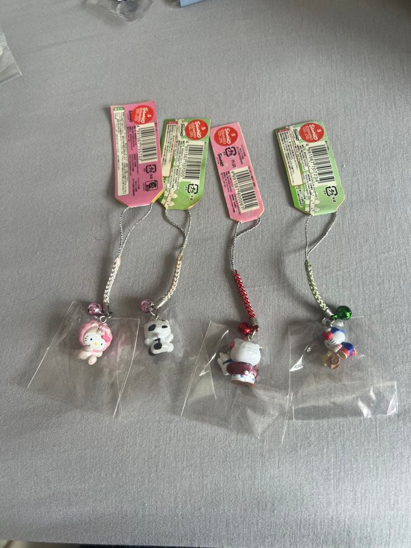 ハローキティ ストラップ 4個セット ご当地キティ