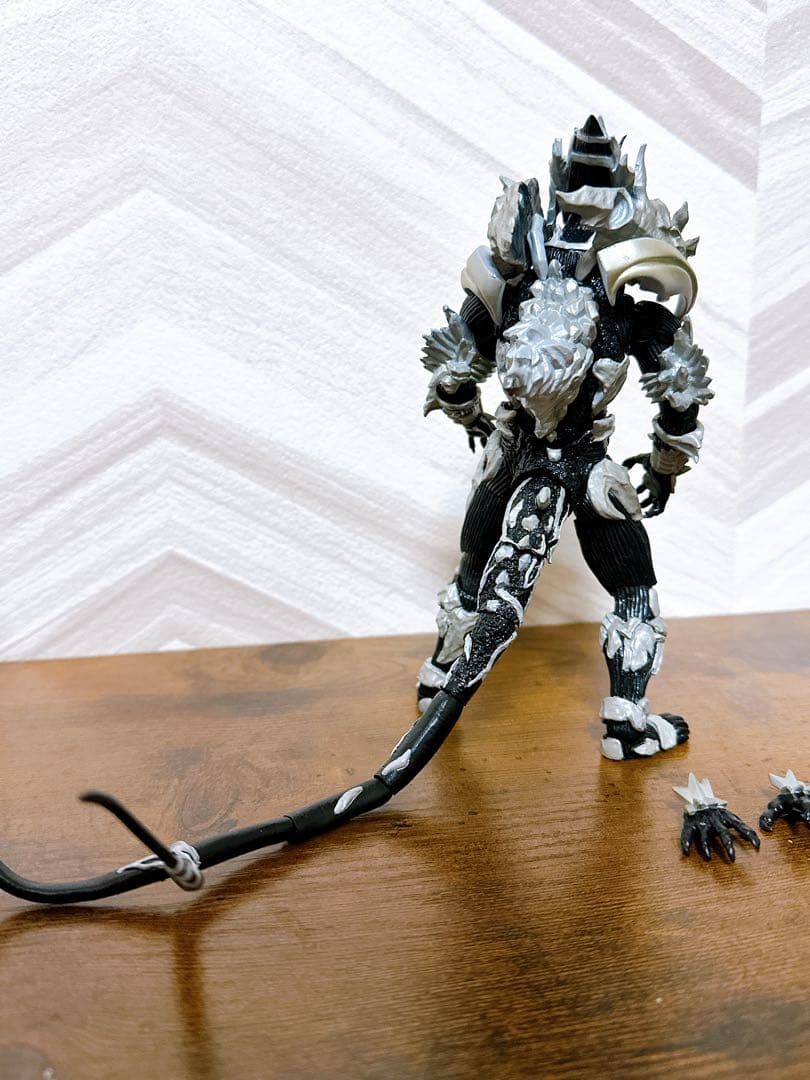 モンスターＸ　モンスターアーツ　モンスターエックス　モンスターx