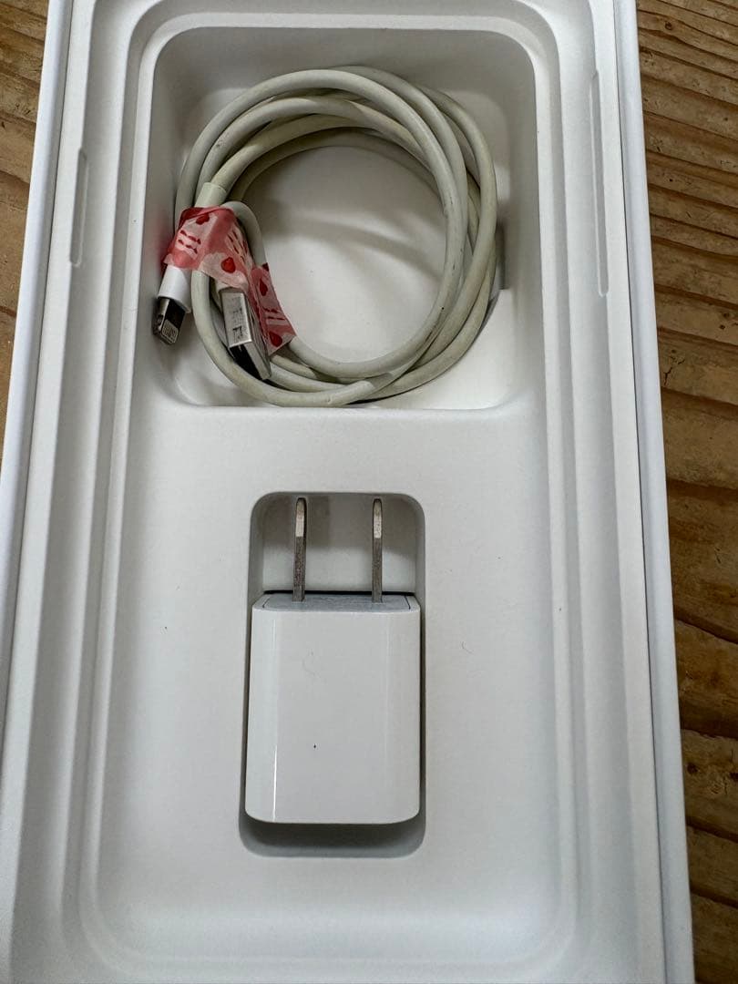 Apple iPhone 11 レッド 本体