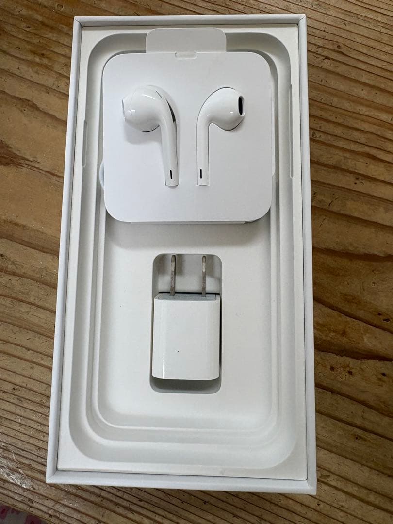 Apple iPhone 11 レッド 本体