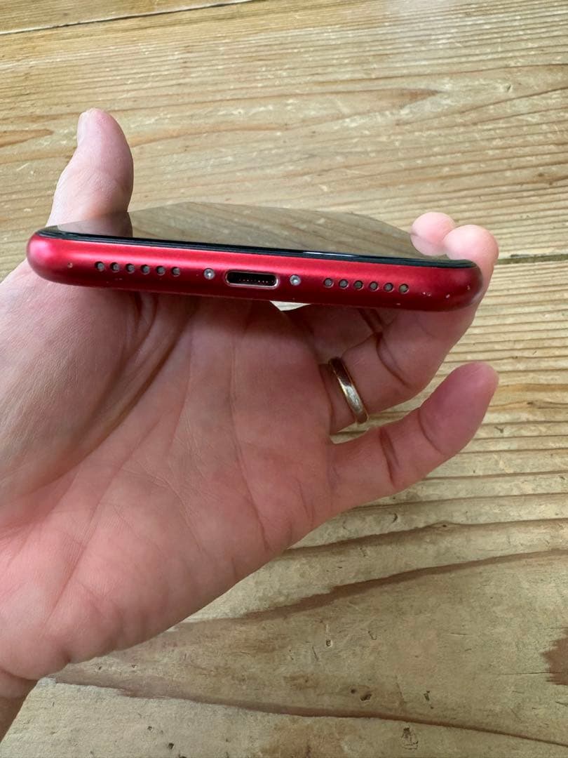 Apple iPhone 11 レッド 本体