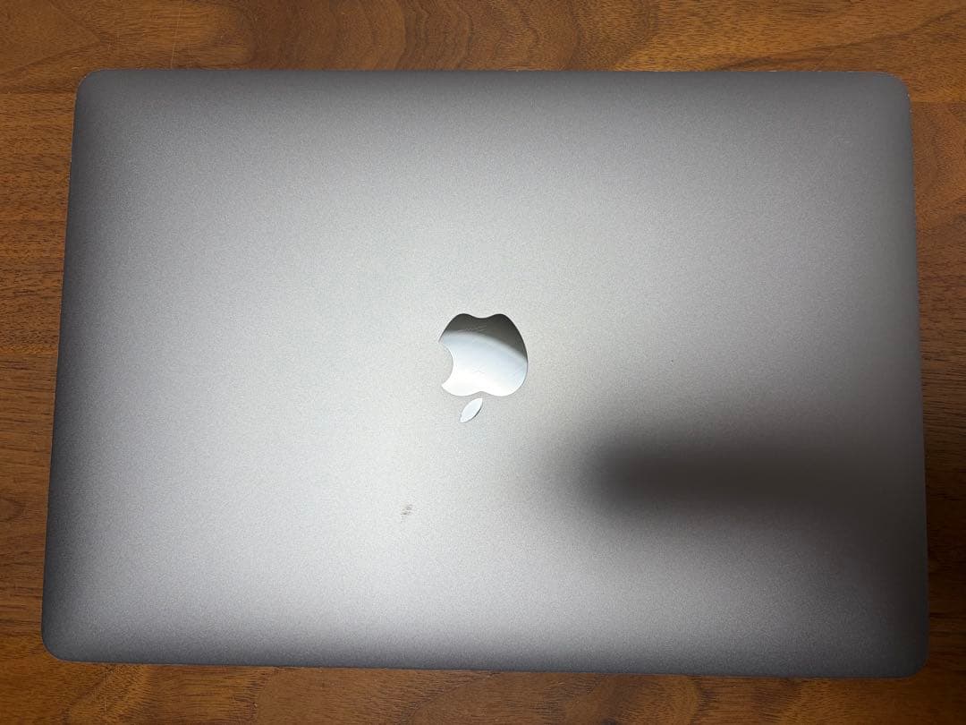 美品高性能❗️MacBook Pro 2022 M2チップ 16GB&512GB
