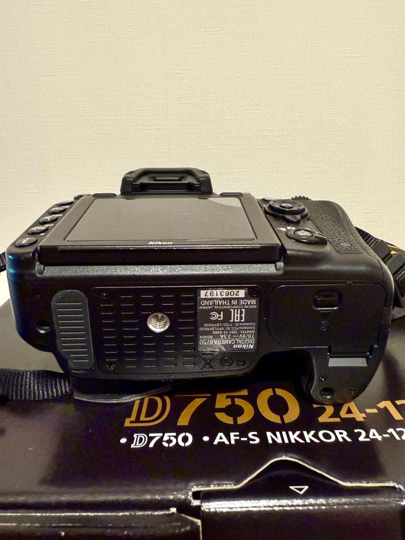 Nikon D750 デジタル一眼レフ 本体のみ