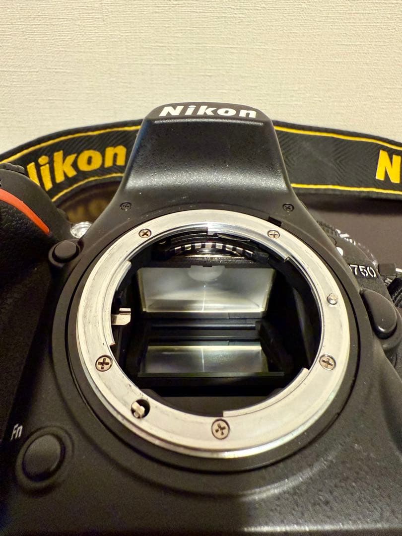 Nikon D750 デジタル一眼レフ 本体のみ