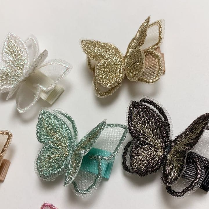 ♡ちょうちょ　ベビーヘアクリップ　ヘアゴム　ヘアピン  ハンドメイド