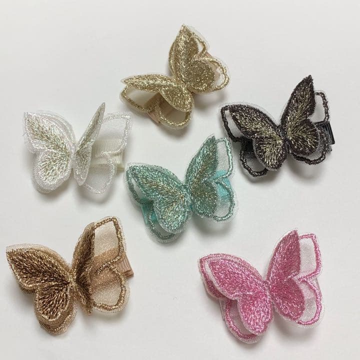 ♡ちょうちょ　ベビーヘアクリップ　ヘアゴム　ヘアピン  ハンドメイド
