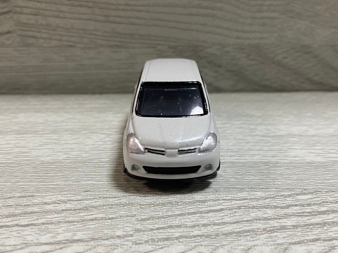非売品　トミカ　日産　ティーダ　ホワイトパール