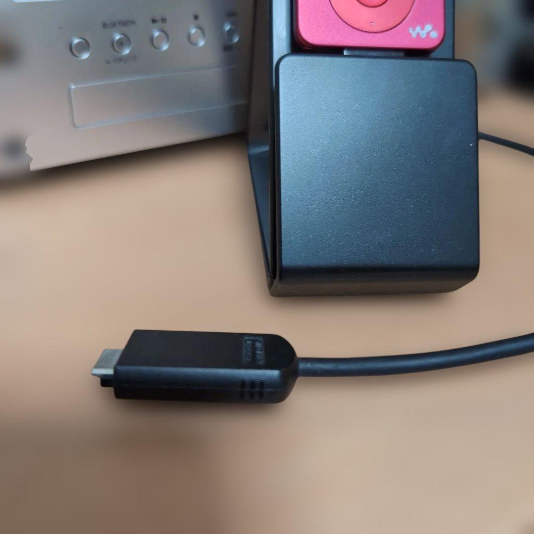 SONY CMT - SBT 100　ミニコンポ