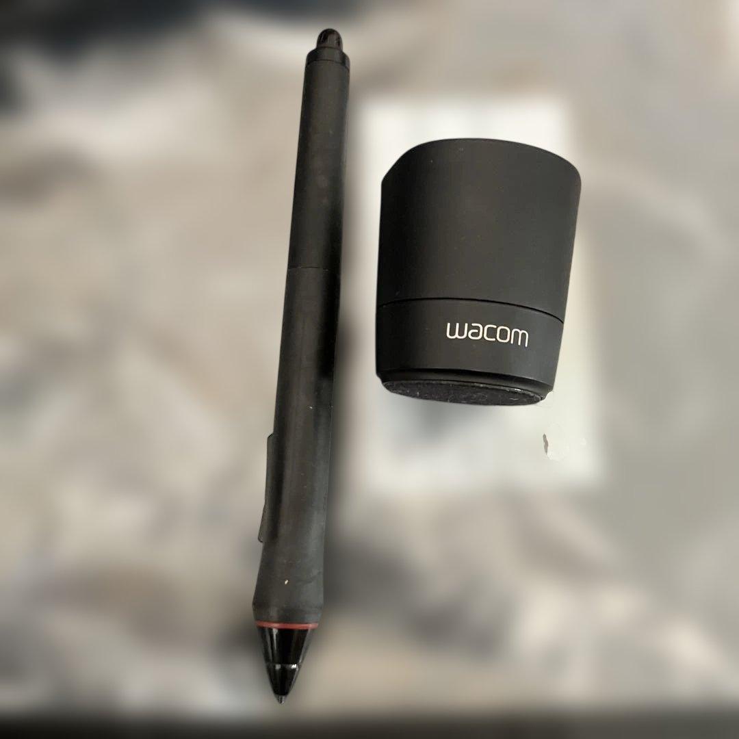 液タブ・ペンタブ WACOM cintiq DTK-2200/K