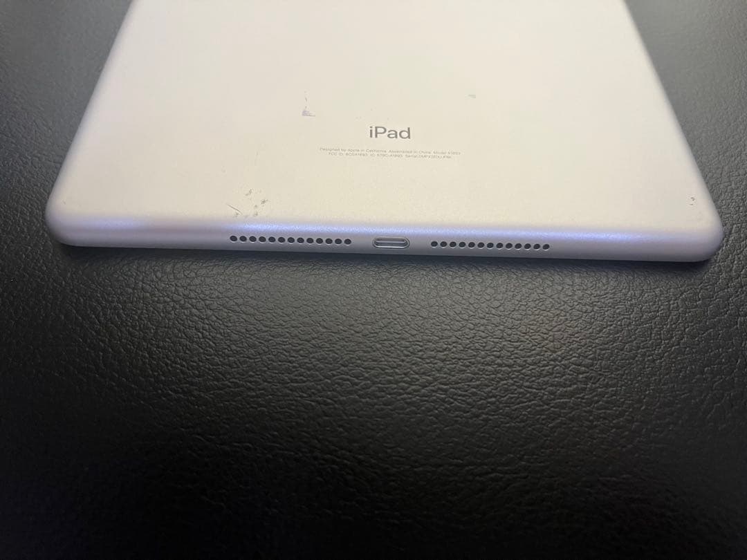【ジャンク品】Apple iPad 第6世代 Wi-Fiシルバー 本体