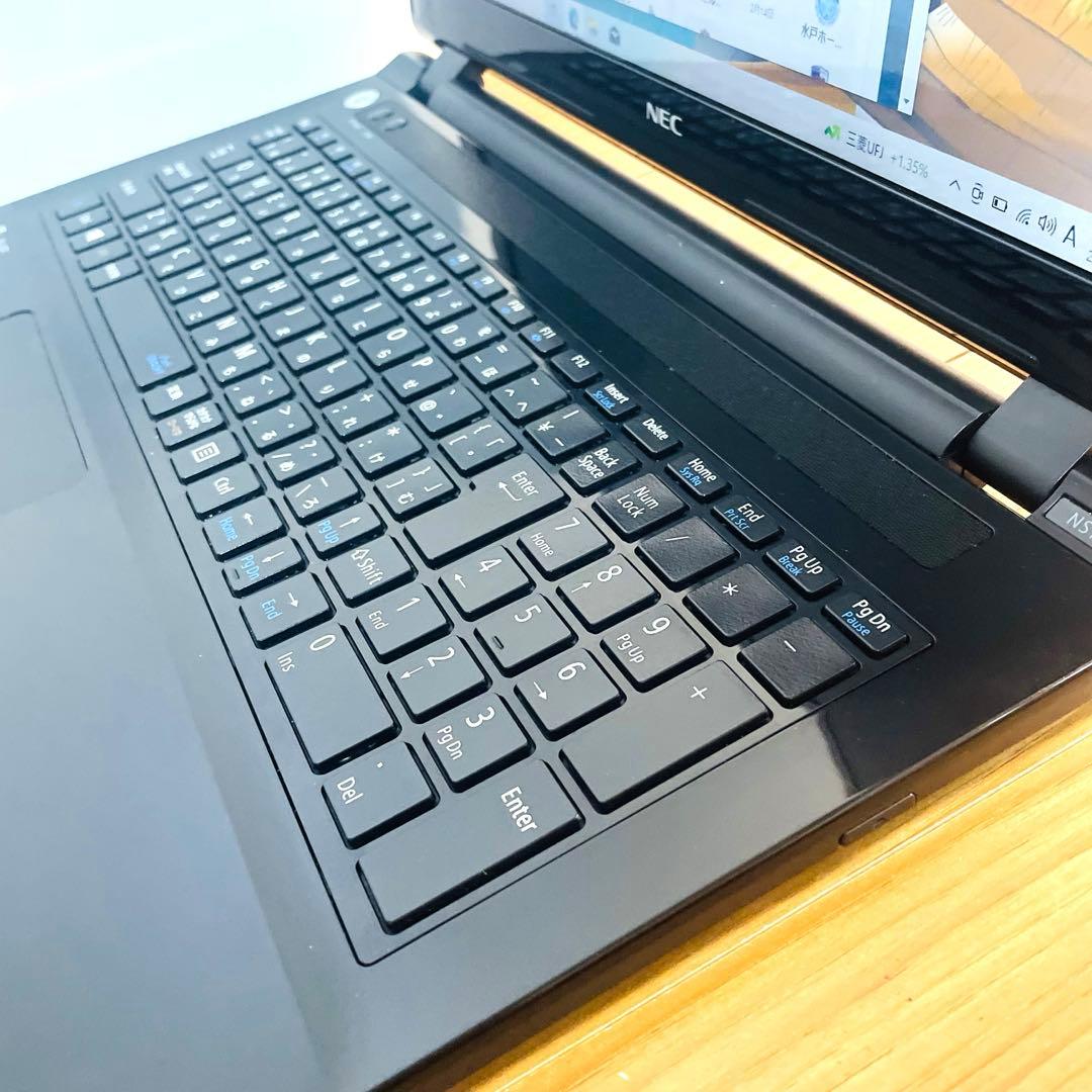 ピアノブラックSSDメモリ8ギガカメラwin11オフィスDVD Wi-Fi