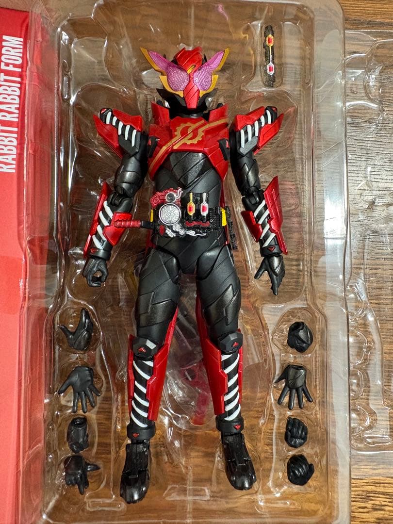 仮面ライダービルド　アーツセット