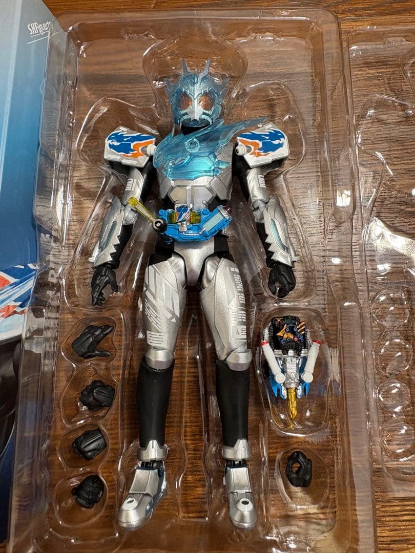 仮面ライダービルド　アーツセット