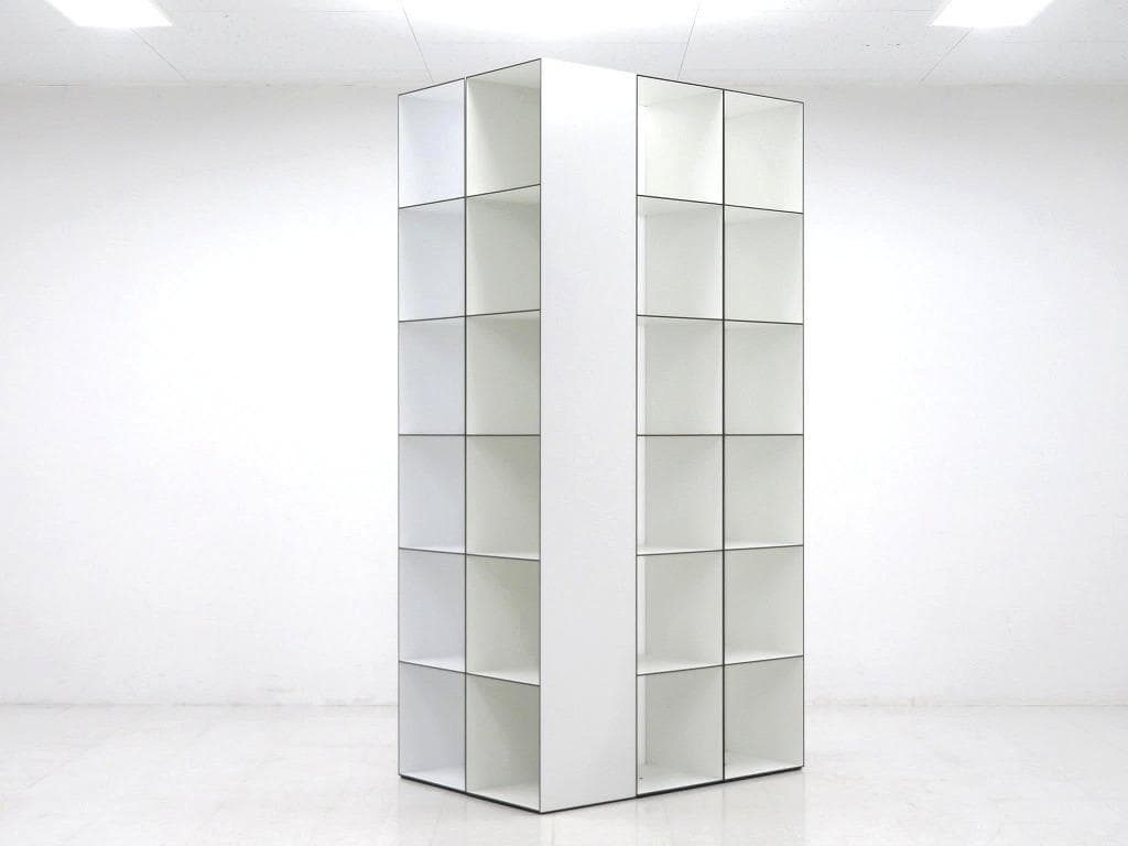 展示品　WOGG　モダン　シェルフ　飾り棚　サイドボード　本棚