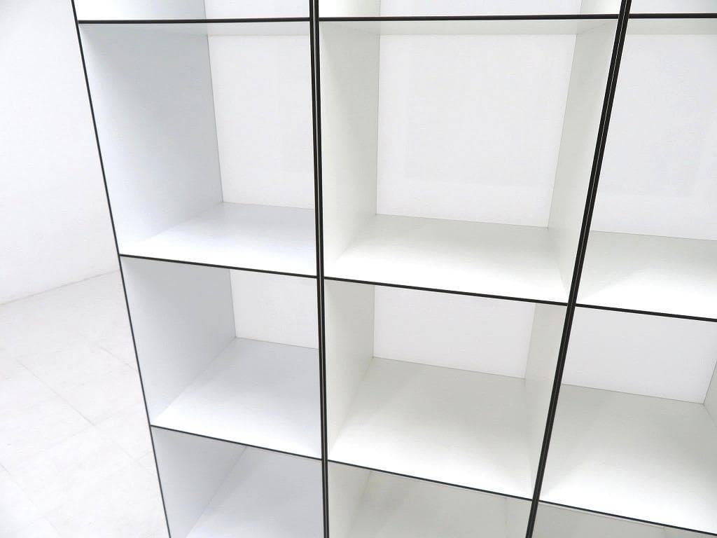 展示品　WOGG　モダン　シェルフ　飾り棚　サイドボード　本棚