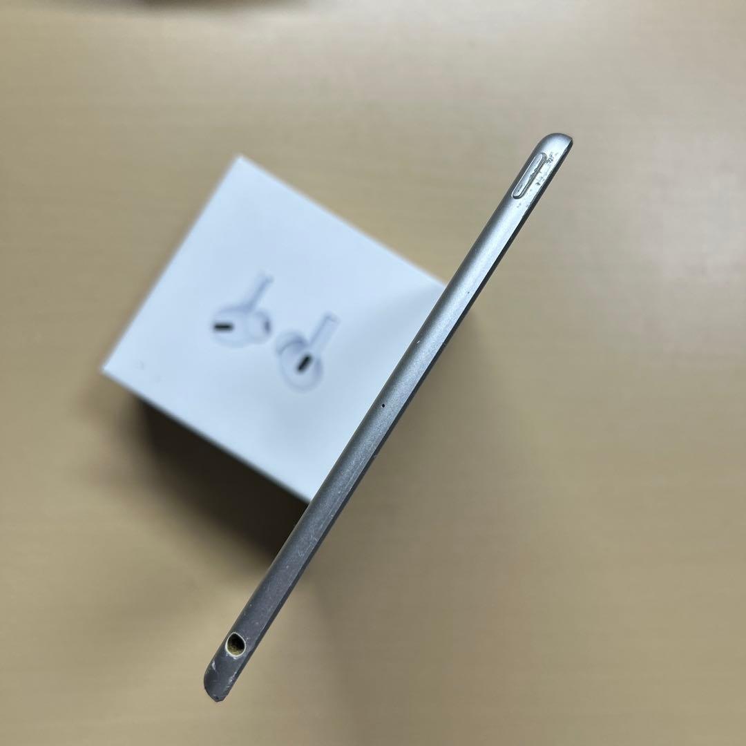 iPad mini5 第5世代　64GB Wi-Fi 割れなし