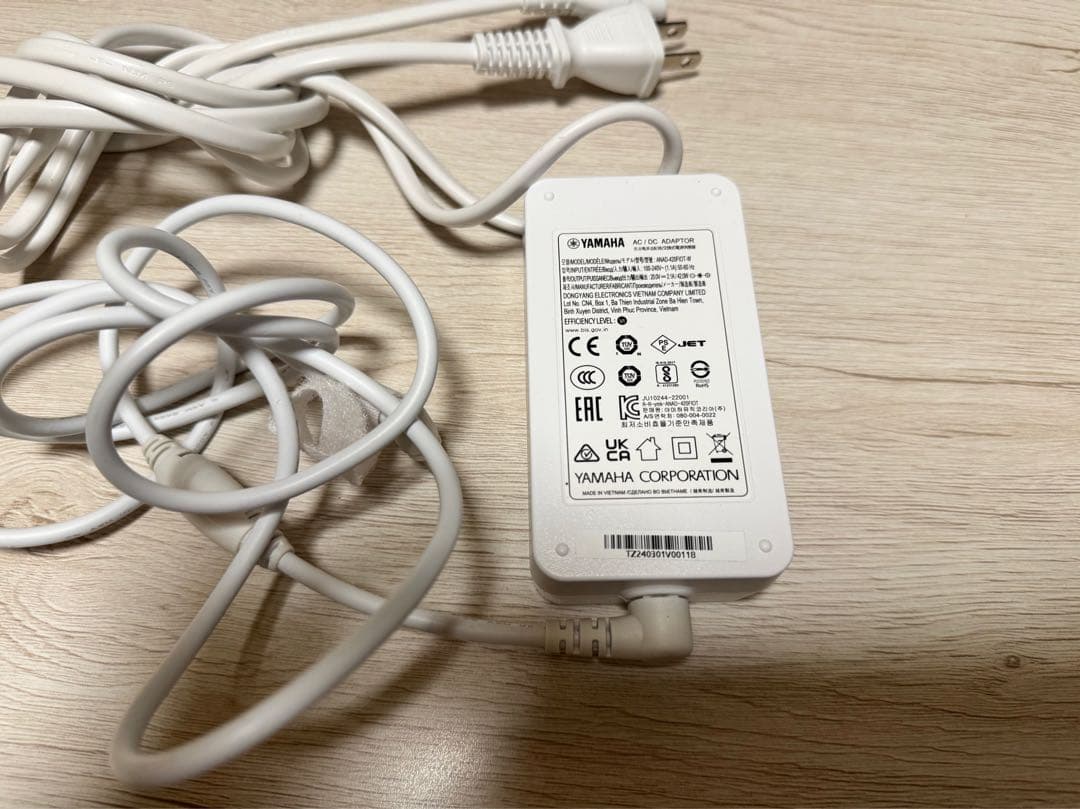 YAMAHA コンパクトサウンドバー SR-C20A ホワイト