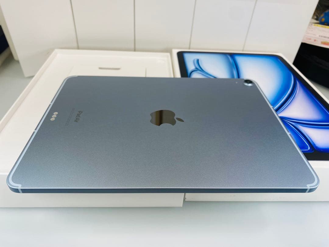 iPad Air (M2) 256GB 11インチ SIMフリー