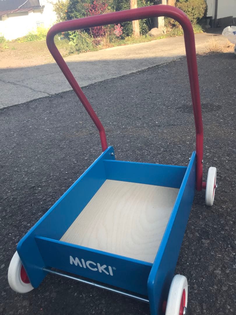 MICKI　ミッキィ社　手押し車