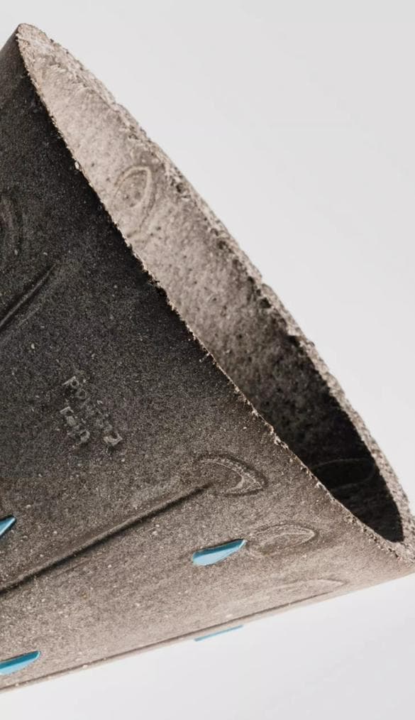 N0281 ciireals 手づくり 高品質 素焼鉢 植木鉢 通気デザイン抜群