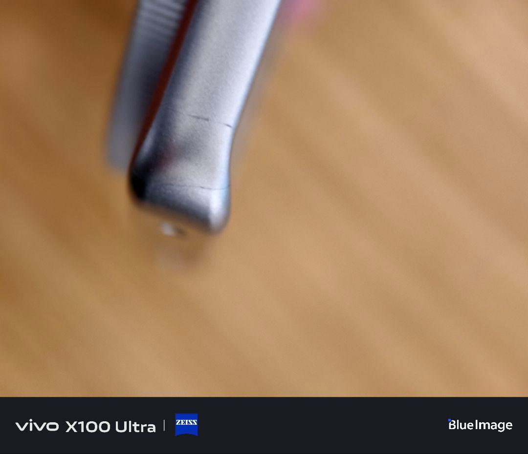 ゆ*い様 vivo X100 Ultra 本体