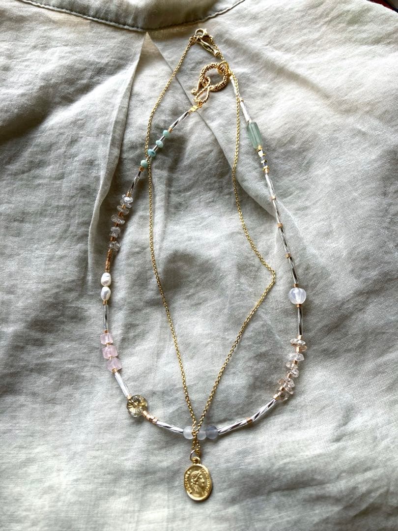 no.48 クリアトパーズと淡水パールのネックレス