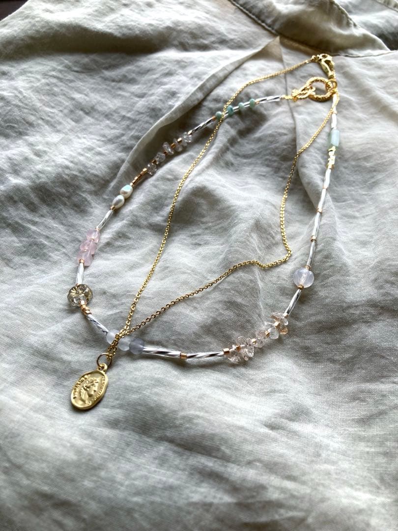 no.48 クリアトパーズと淡水パールのネックレス