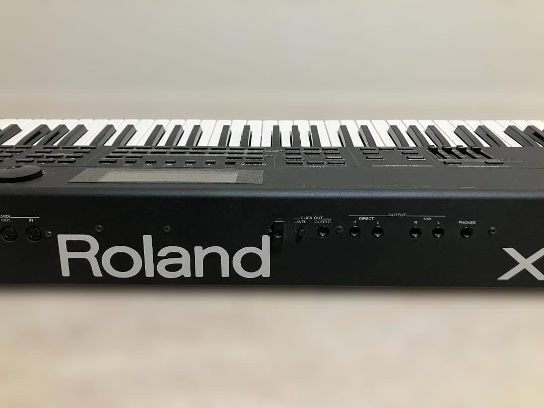 Roland XP-80 シンセサイザー 76鍵盤 動作品　ソフトケース付き