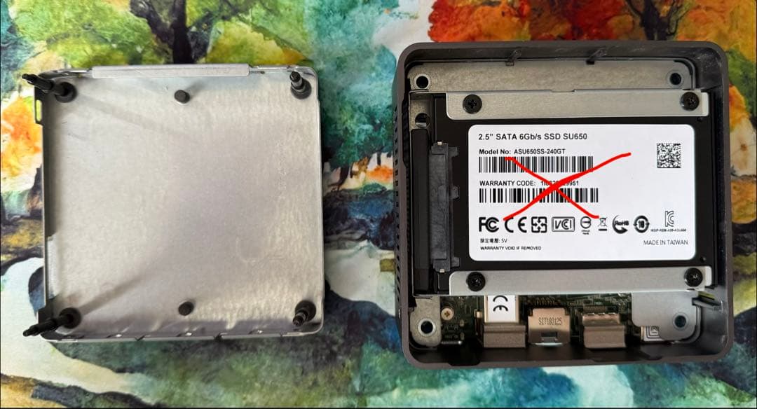 Intel ミニPC NUC7i7BNH DDR4 RAM 16GB付 【現状】