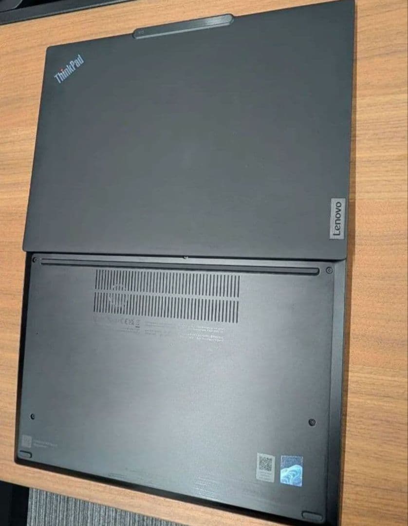 ThinkPad X13 13㈹i 32GB DDR5 512GB NVMe