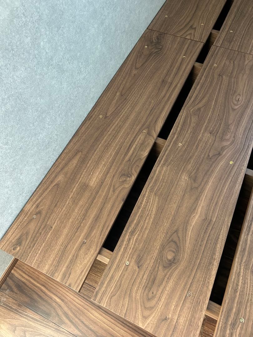 ほぼ未使用　LOWYA ローヤ　シングル　ベッドフレーム　ウォルナット