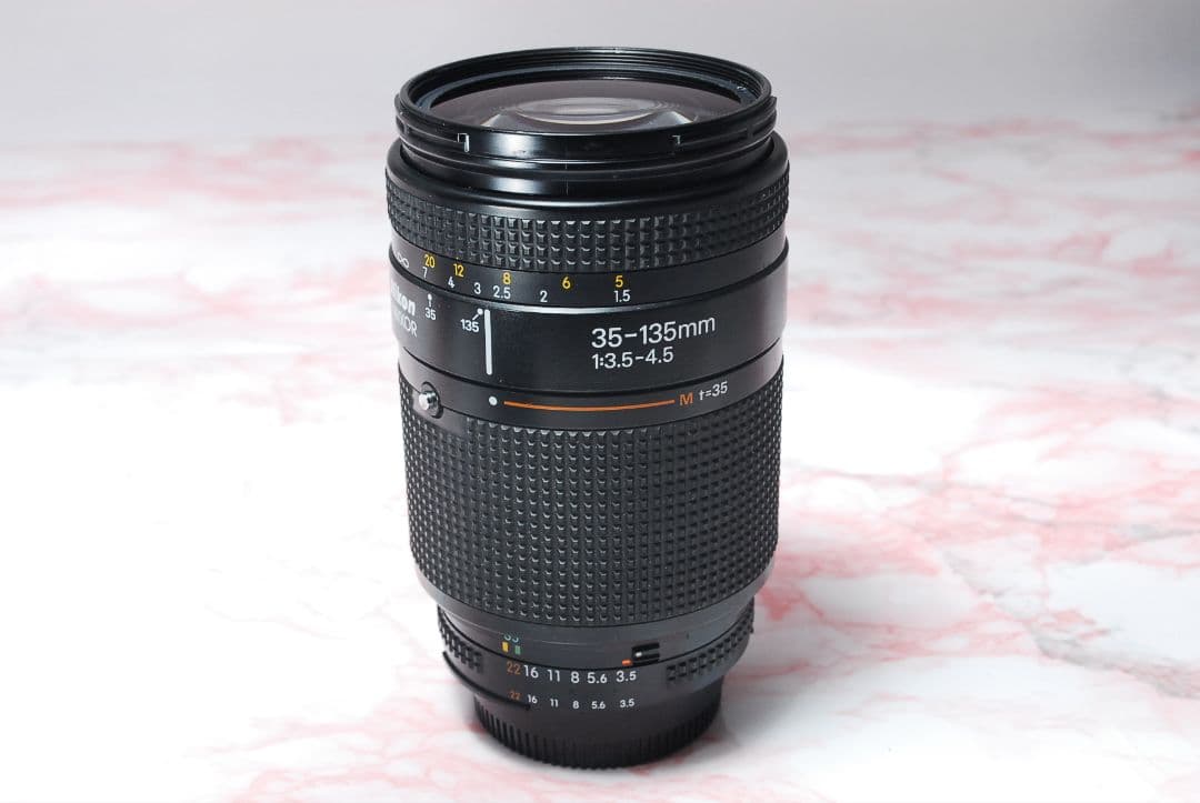 ✨Nikon D90✨万能35-135mmレンズ付き✨️はじめてでも安心セット