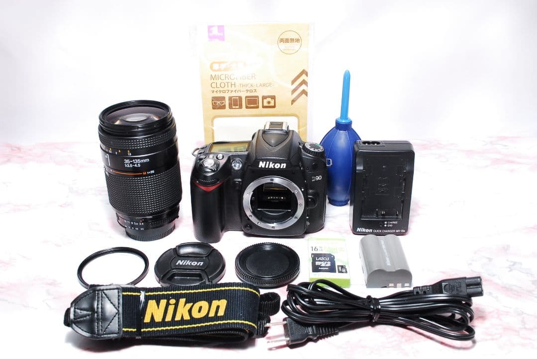 ✨Nikon D90✨万能35-135mmレンズ付き✨️はじめてでも安心セット