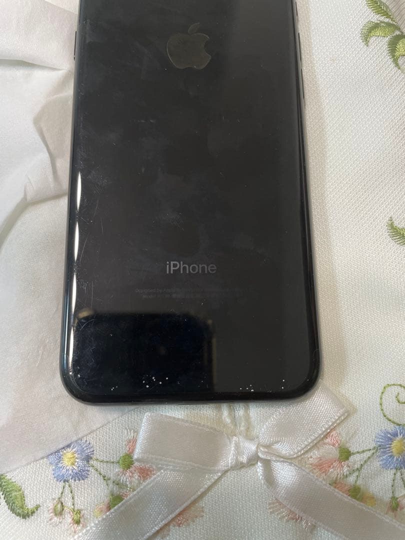 iPhone 7 128GB ジェットブラック SIMフリー バッテリー100％