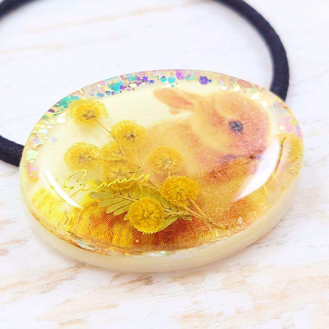 ミモザとうさぎのヘアゴム ハンドメイド レジン 押し花 ネックレス ブローチ 花
