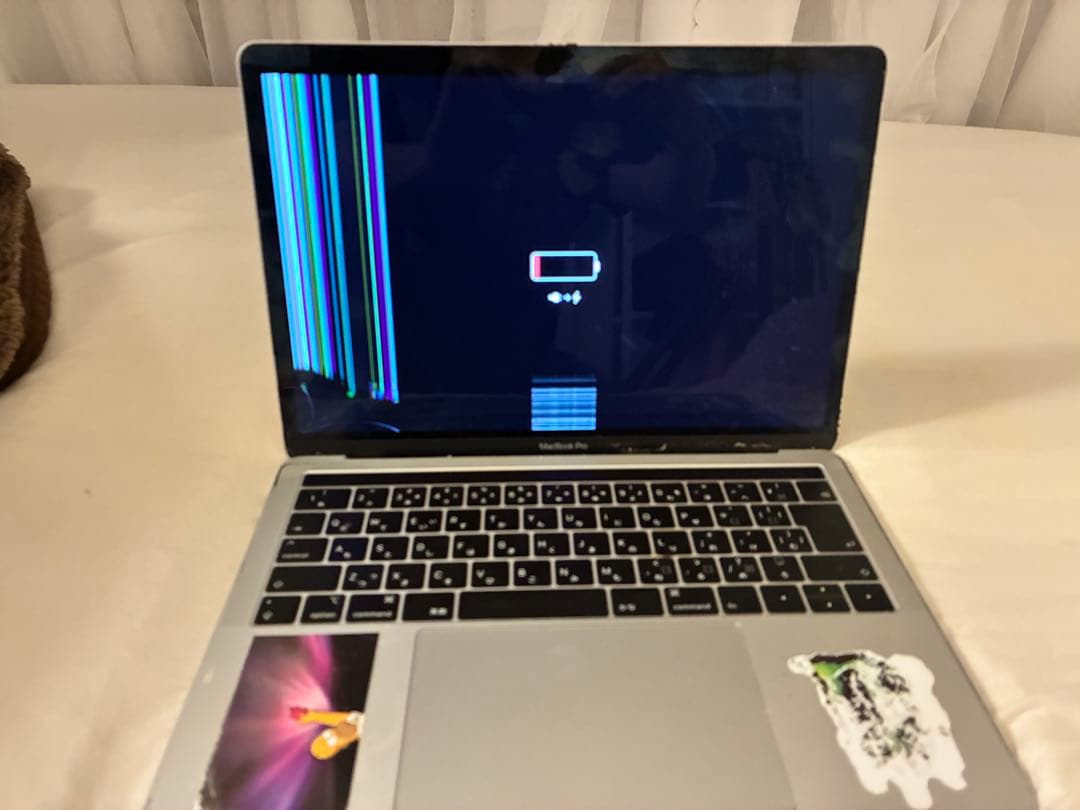 MacBook本体 MacBook Pro 2019 touch bar 128gb