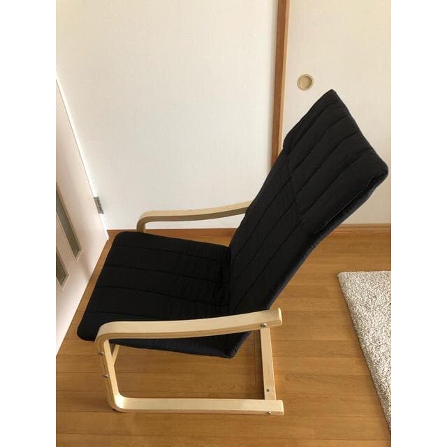 ブラックリクライニングチェア