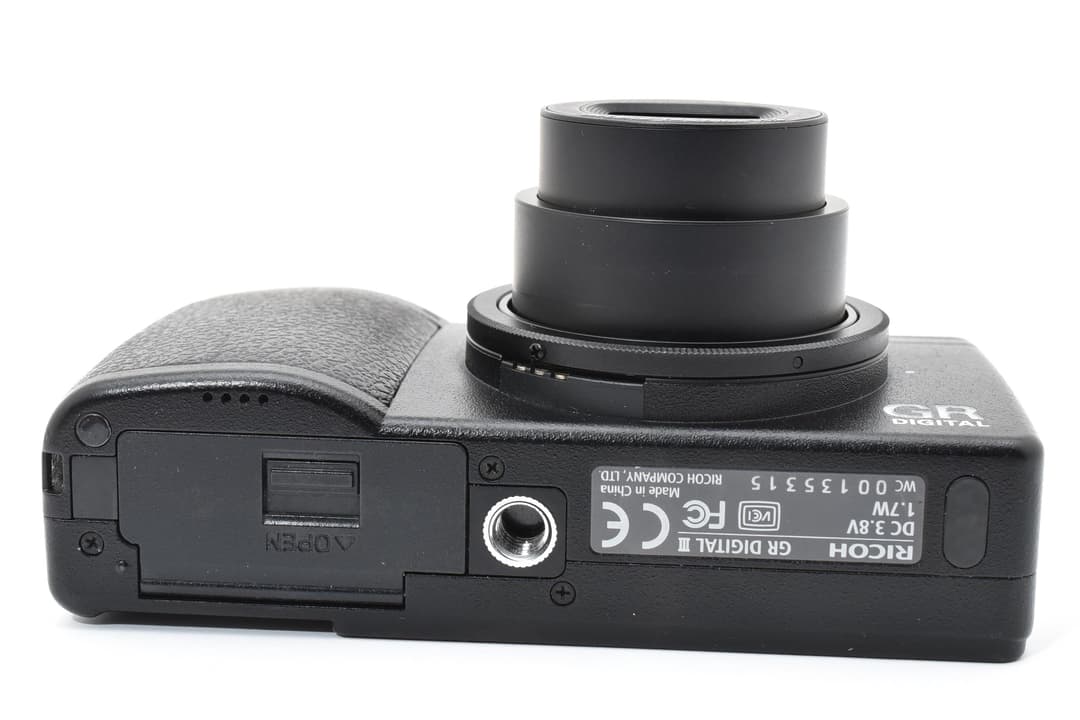 デジタルカメラ RICOH GR DIGITAL III 2063